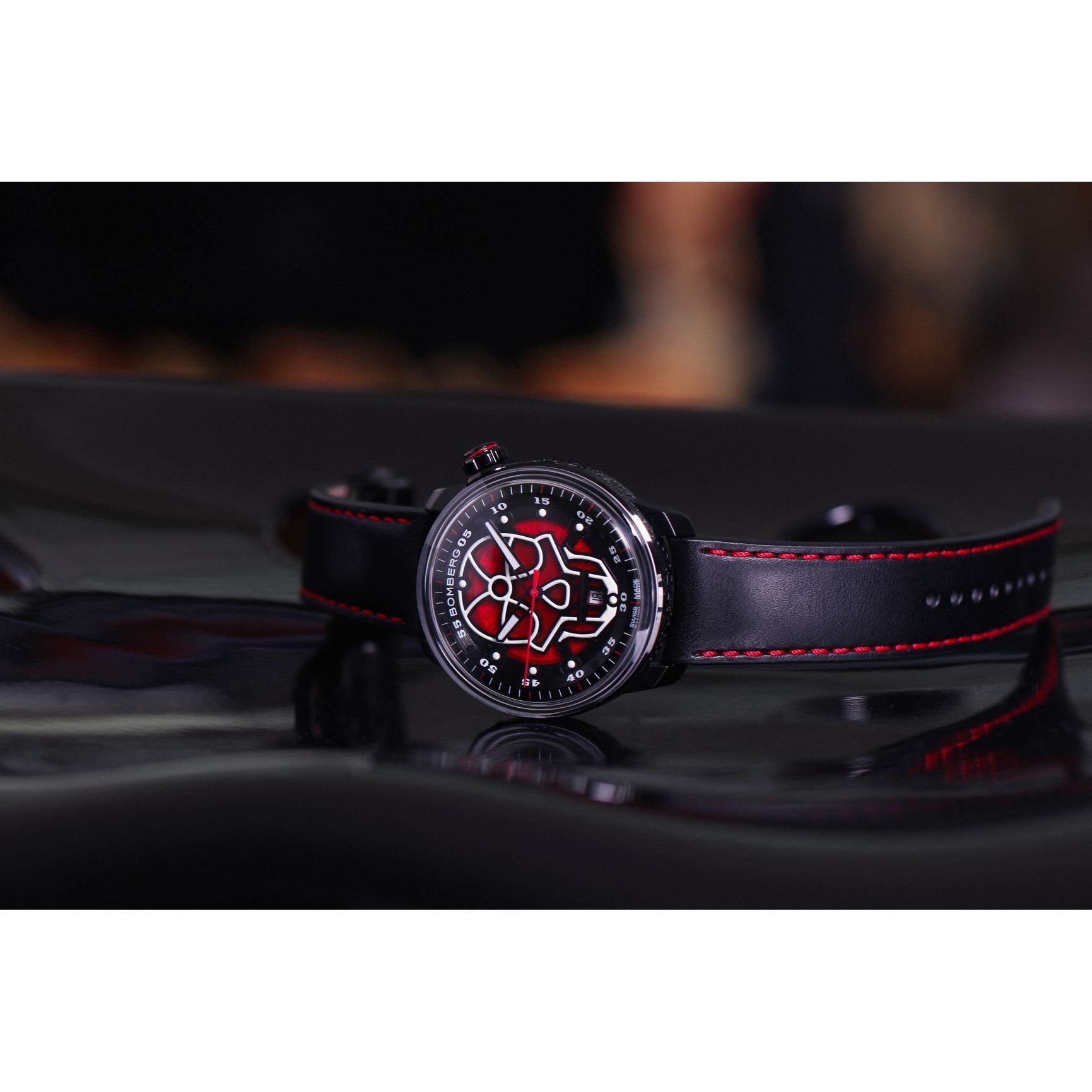 BB-01 AUTOMATIC SKULL RED - B O M B E R G