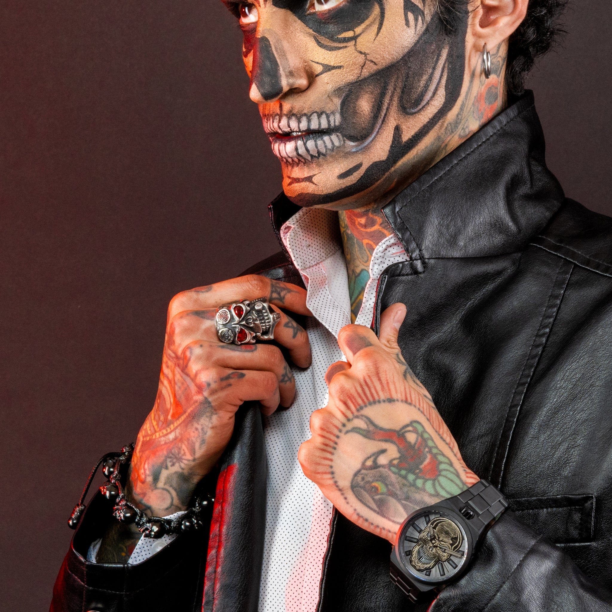 SKULLY - NEGRO Y OJOS BLANCOS