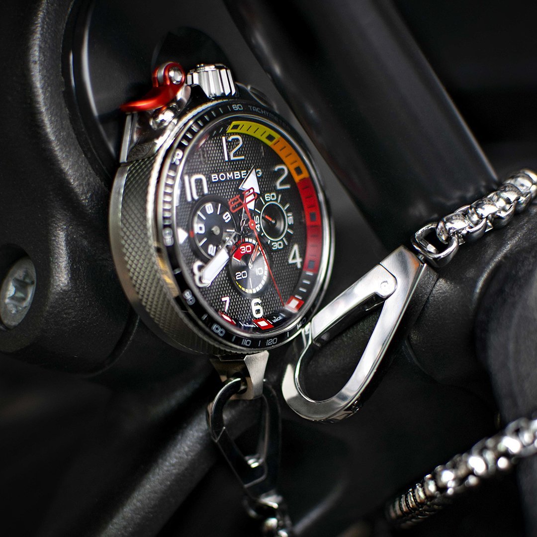 RACING IN